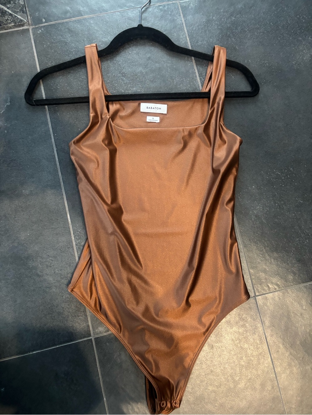 Aritzia Babaton Copper Brown Square Neck Bodysuit